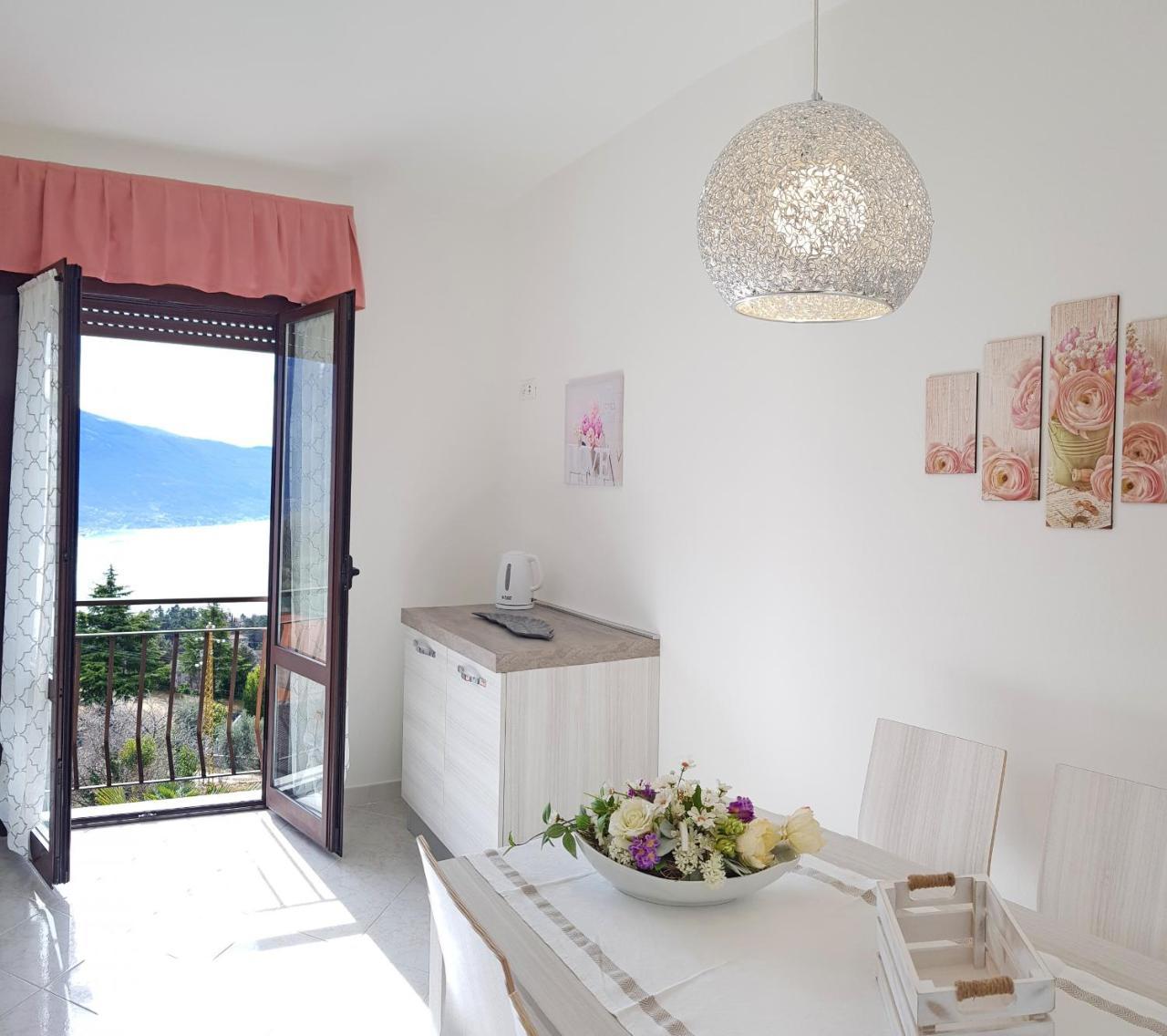 Casa Palanca Lake View Apartment By Gardadomusmea トレモージネ エクステリア 写真