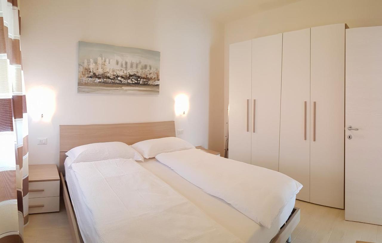 Casa Palanca Lake View Apartment By Gardadomusmea トレモージネ エクステリア 写真