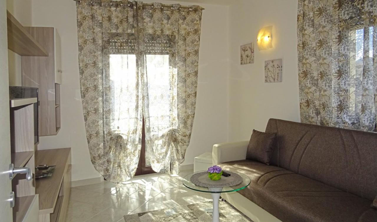 Casa Palanca Lake View Apartment By Gardadomusmea トレモージネ エクステリア 写真