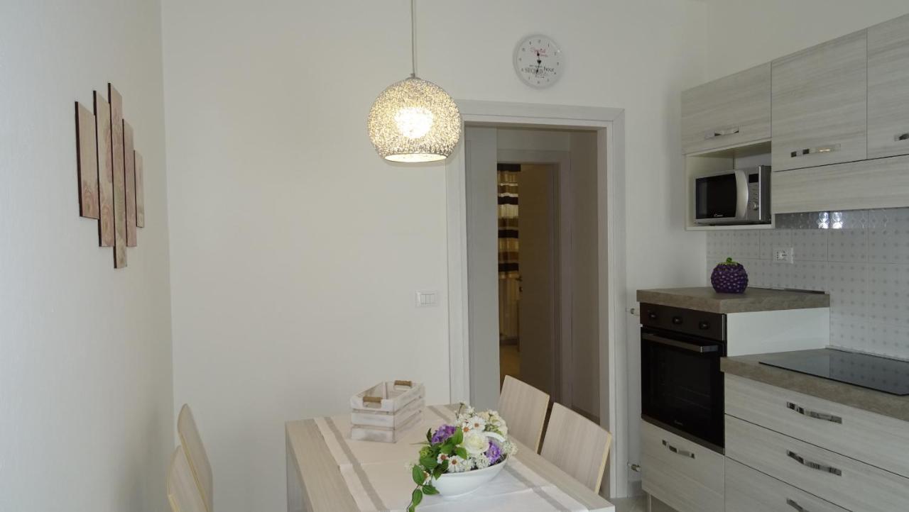 Casa Palanca Lake View Apartment By Gardadomusmea トレモージネ エクステリア 写真