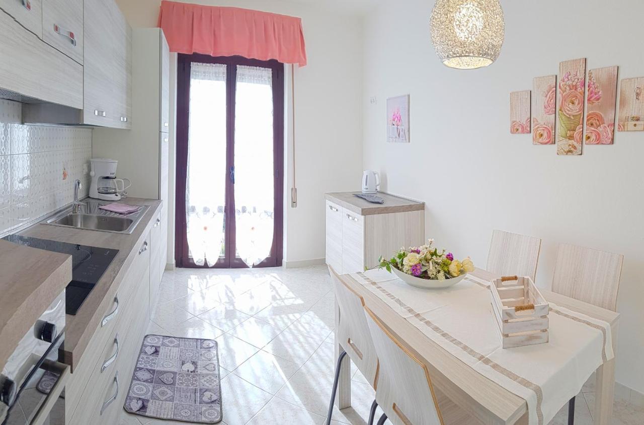 Casa Palanca Lake View Apartment By Gardadomusmea トレモージネ エクステリア 写真